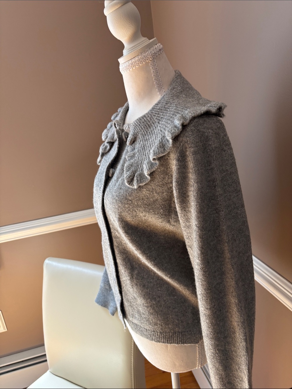 Marled Gray Ruffle-Collar Button Cardigan - Picture 3 of 8